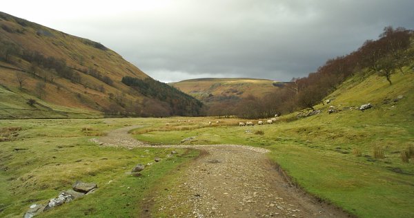 Heading away from Muker towards Keld alongside the gravel beds of the River Swale.
