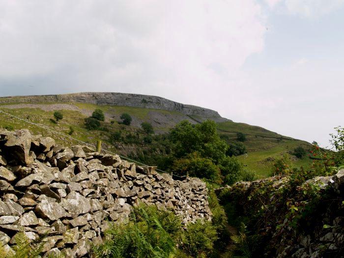 Crummack Dale Austwick Walk
