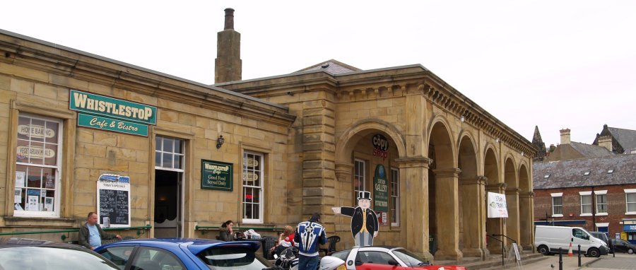 Location 17b: The side entrance to Whitby Station, a nice piece of North Eastern Railway (NER) architecture.