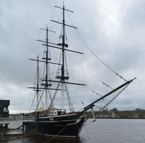 Profile of the Dunbrody moored on The Quay. Dunbrody replica famine ship museum experience, New Ross, Co. Wexford, Ireland