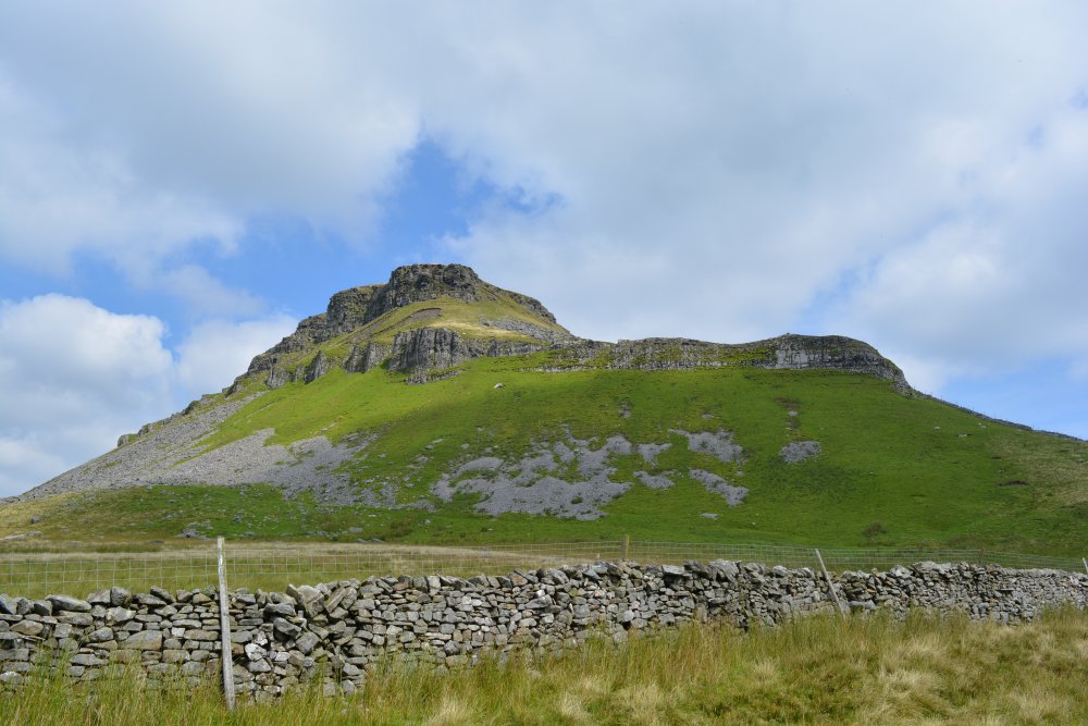 Climbing Pen-y-ghent, walk from Horton-in-Ribblesdale