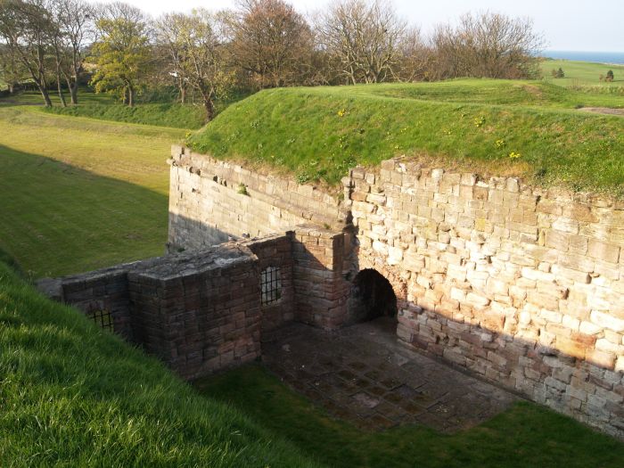 Berwick Fortifications Walls Walkl