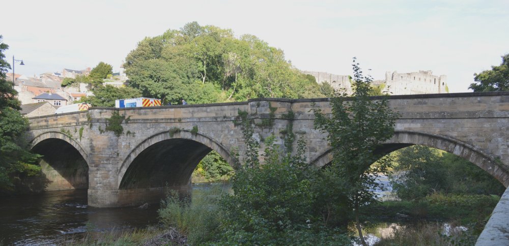 road bridge over the River Swale, with Richmond Castle in the background