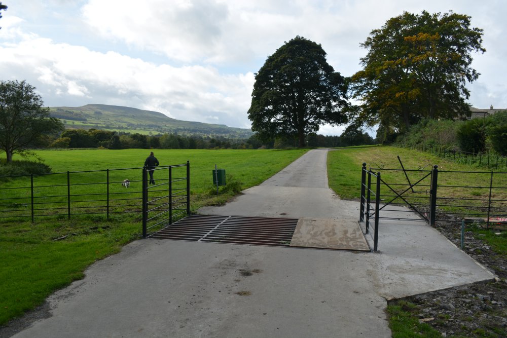 start of the driveway to Bolton Hall Leyburn Shawl Circular walk, North Yorkshire, England
