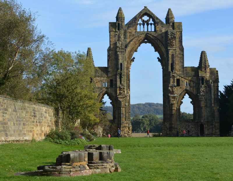 East End high arches Guiborough Priory Gisborough, Cleveland, north-east England English Heritage